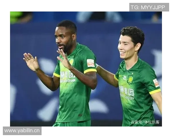 中超联赛历史回顾北京国安与重庆当代的对决与发展轨迹分析 中超联赛历史回顾北京国安与重庆当代的对决与发展轨迹分析